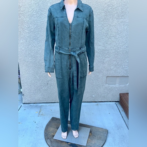 Universal Threads Green Utility Style Long Sleeve Zip Front Jumpsuit sz 14 - Picture 1 of 11